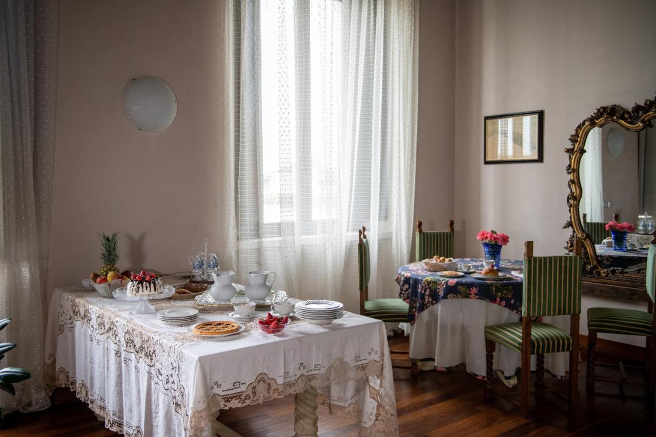 Palazzo Bed And Breakfast Calvisano Exterior foto